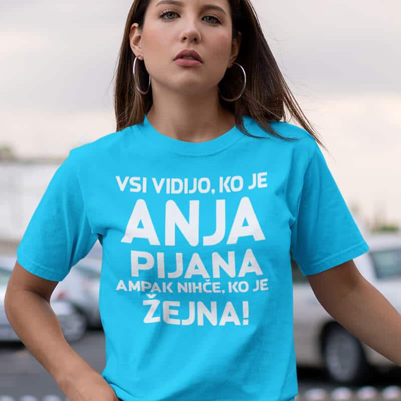 Vsi Vidijo, Ko Je [IME po želji] Pijana — različica 3
