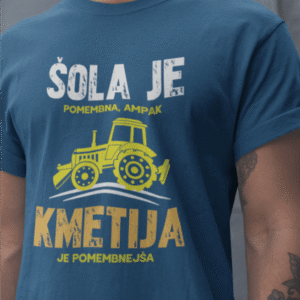 Majica Šola Je Pomembna, Ampak Kmetija Je Pomembnejša — detajl natisa