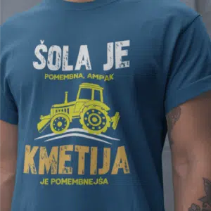 Majica Šola Je Pomembna, Ampak Kmetija Je Pomembnejša — detajl natisa