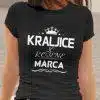 Majica Kraljice So Rojene - Marca — detajl natisa