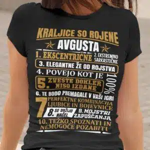 Majica Kraljice So Rojene Avgusta — detajl natisa