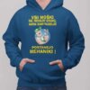 pullover.hoodie.mockup.featuring.a.blonde.man_.at_.a.studio.23082.43 Samo Najboljši Postanejo Mehaniki — različica 12