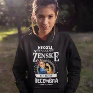 Kapucar Ne Podcenjuj Ženske Decembra — tisk na majico