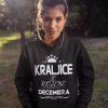 Kapucar Kraljice So Rojene Decembra — različica 3