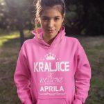 Kapucar Kraljice So Rojene April — tisk na majico