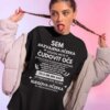 oversized-t-shirt-mockup-of-a-woman-in-an-urban-outfit-m633 (4) Razvajena HČERKA — detajl natisa