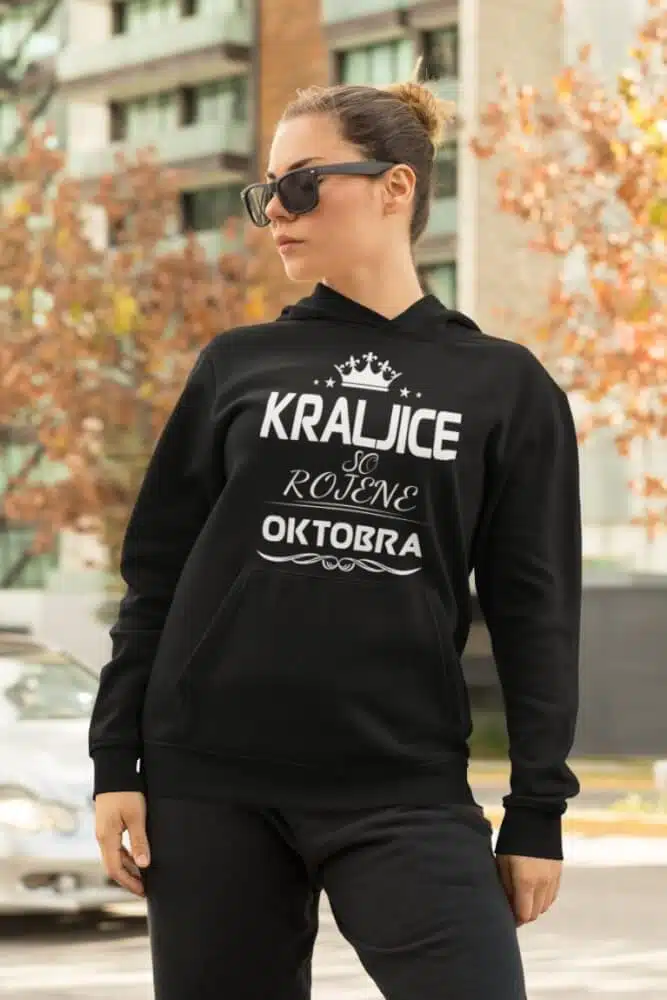 Kraljice So Rojene Oktobra — različica 4