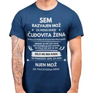 Majica RAZVAJEN MOŽ — detajl natisa