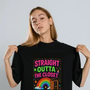 Majica Straight outta the closet - and into the party! — detajl natisa