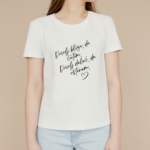 Dovolj blizu. Dovolj daleč.